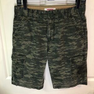 Levi’s shorts  